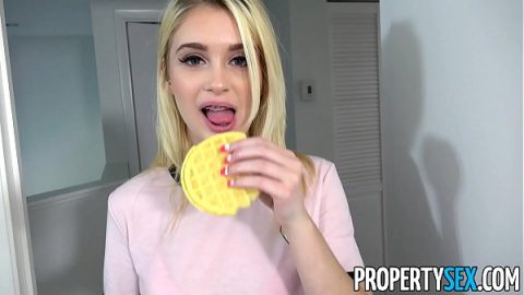 sex padam he fucked the blonde girl