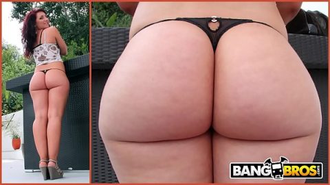 sex in the garden with a big ass girl xxnxxxx