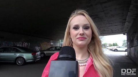 intercourse video busty babe with big