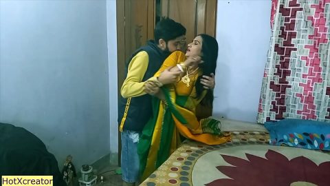 tamilsexkathai aunty vs hot teen