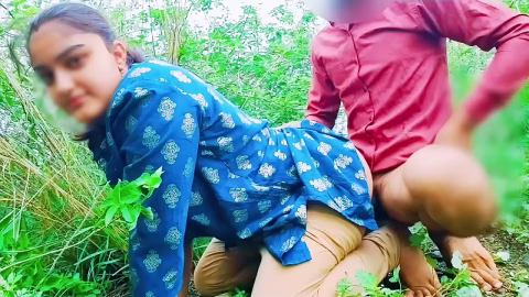 सेक्सी लड़की की च****