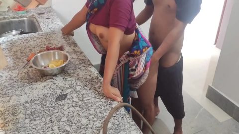 रंडी की च**** हिंदी में